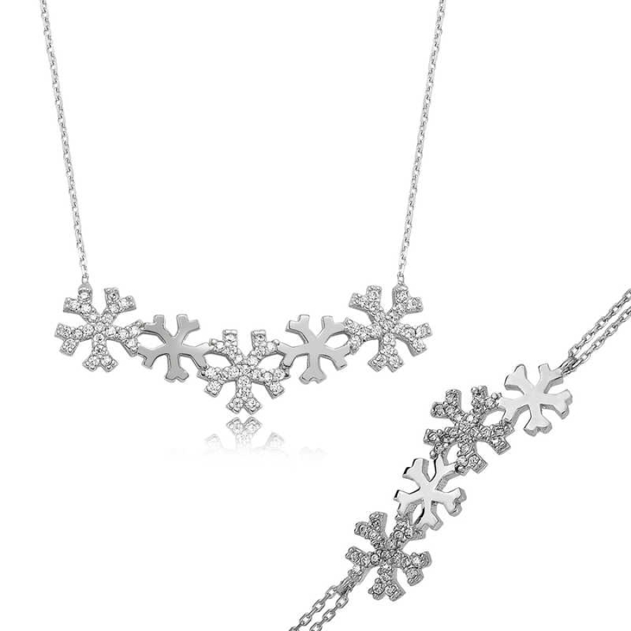 Silver Snowflakes Women’s Set